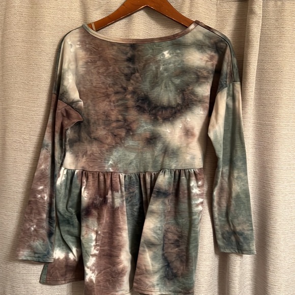 Tie Dye Long Sleeve Top - Picture 5 of 5